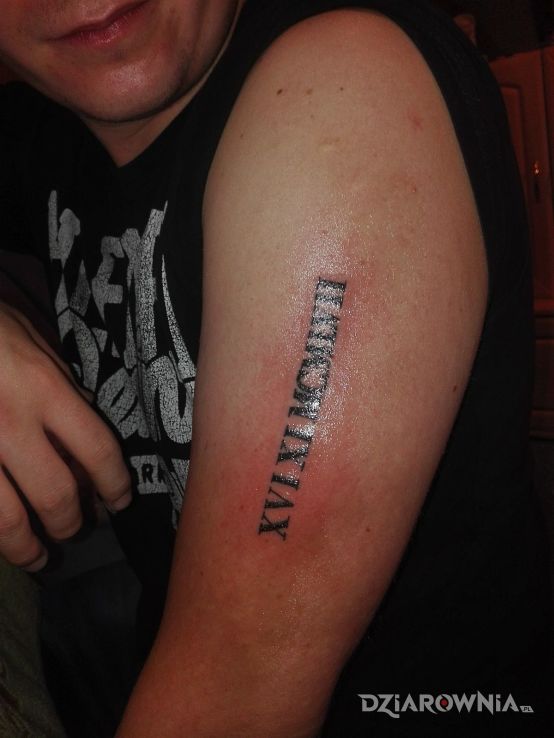 Tatuaż data - napisy