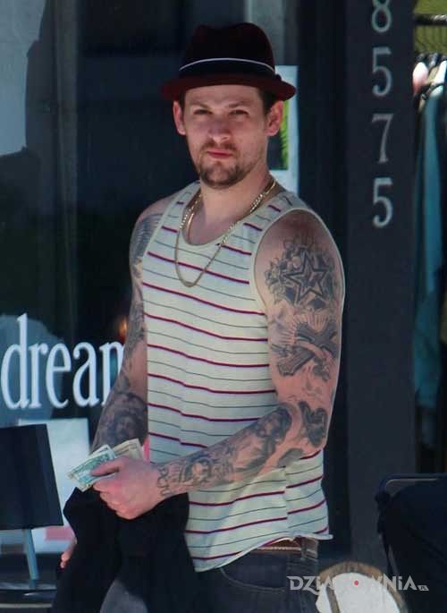 Tatuaż benji madden - lewy rękaw - rękawy