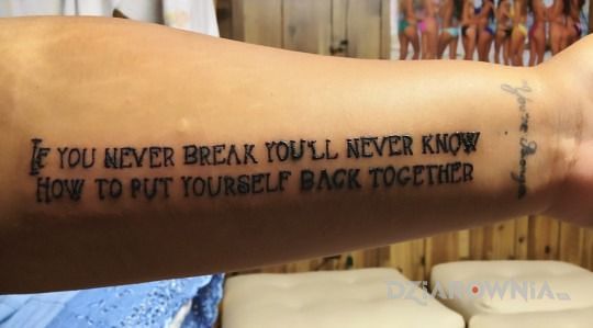 Tatuaż zlam siebie - napisy