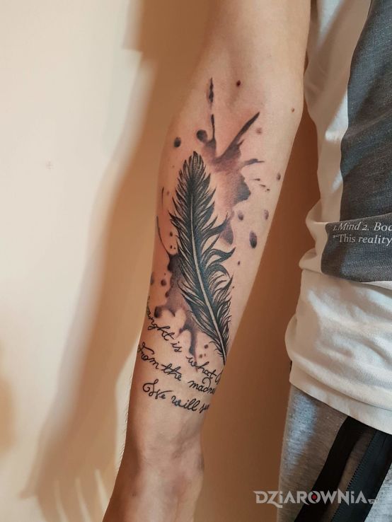 Tatuaż pióro - pozostałe