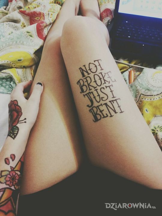 Tatuaż niezłamana - napisy