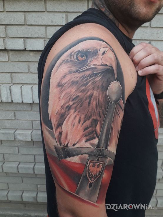 Tatuaż patriotycznie - patriotyczne