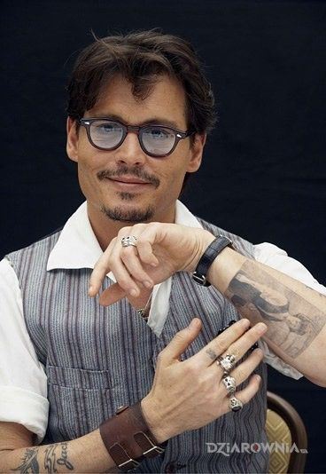 Tatuaż johnny depp - tatuaż kobieta na ramieniu - Johnny Depp