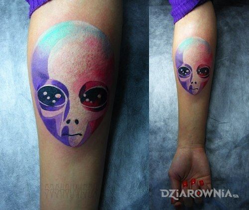 Tatuaż głowa ufoludka - postacie
