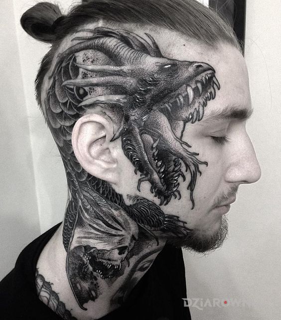 Tatuaż twarzowy wąż - demony