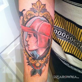 Chłopak z papierosem