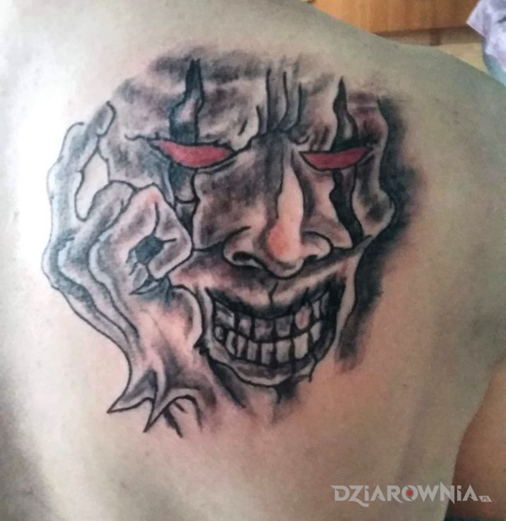 Tatuaż maska - demony