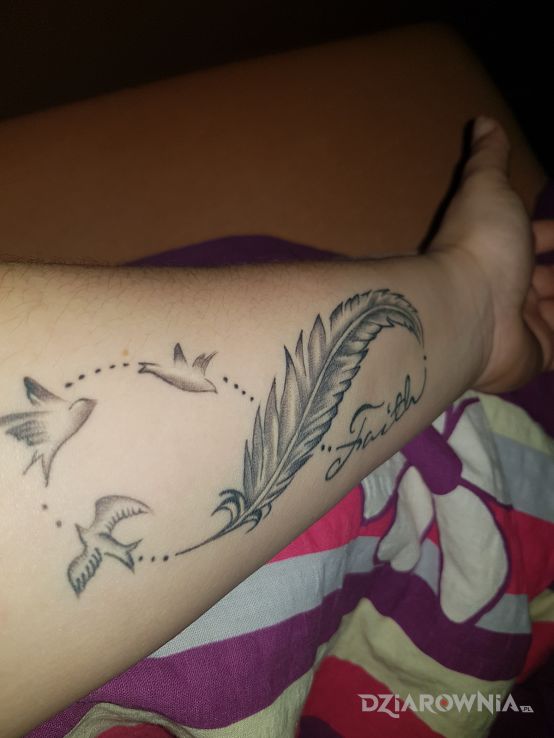 Tatuaż nieskończoność - napisy