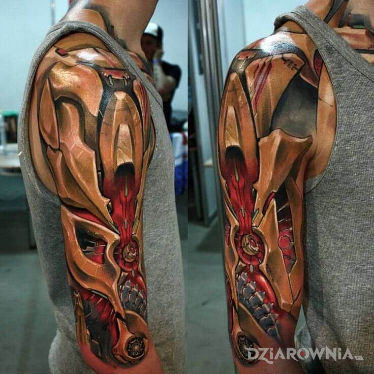 Tatuaż łapa robota - biomechanika