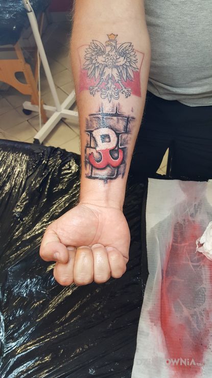 Tatuaż polska walcząca - patriotyczne