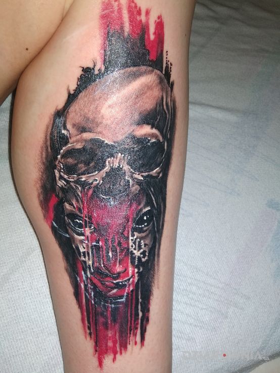 Tatuaż mayhem - czaszki