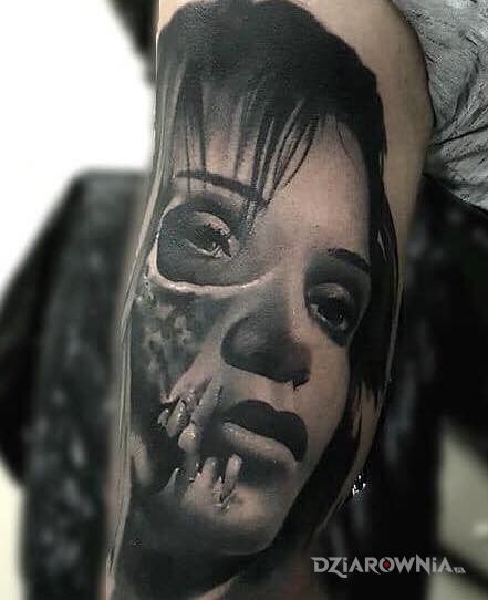 Tatuaż ramie - pozostałe