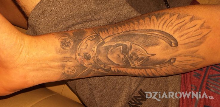 Tatuaż husaria - patriotyczne