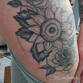 Tatuaż kobiecy