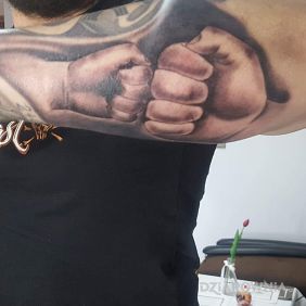 Przeniesione ze zdjęcia na rękę