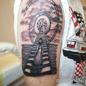 Czekając na drugą połowę