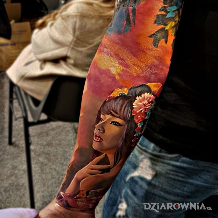 Tatuaż geisha - realistyczne