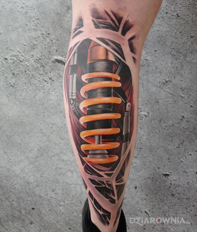 Tatuaż biomechanica - anatomiczne