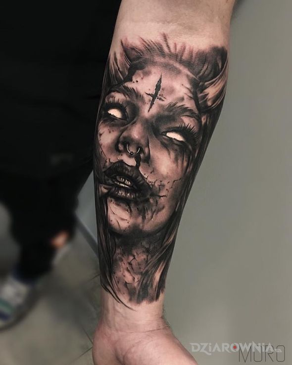 Tatuaż wykonał igoryoshi - rękawy