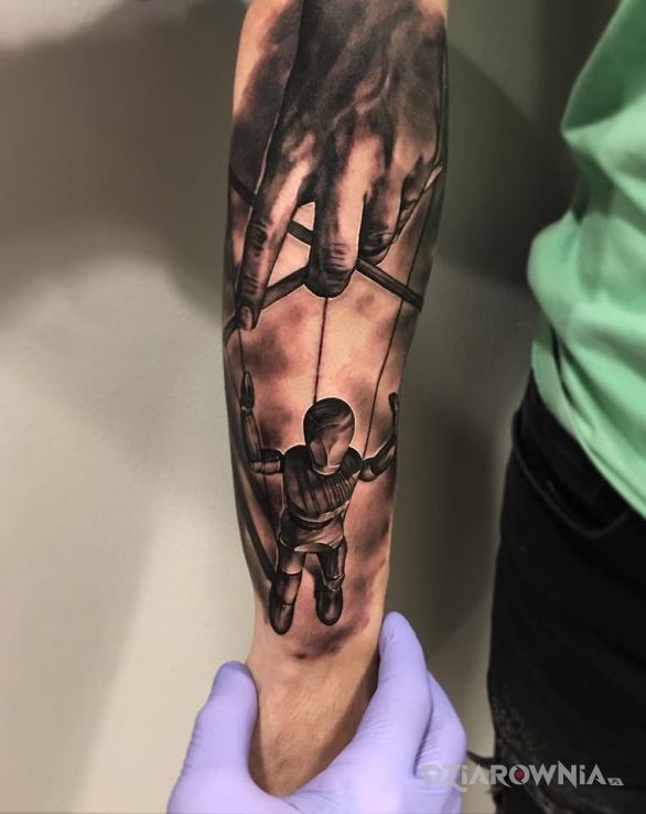 Tatuaż wykonał igoryoshi - realistyczne